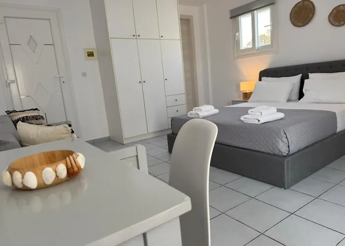 Natalie's אדאמאס